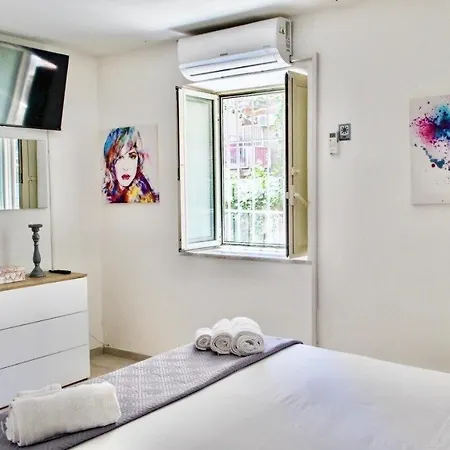 Liuccia Apartament *
